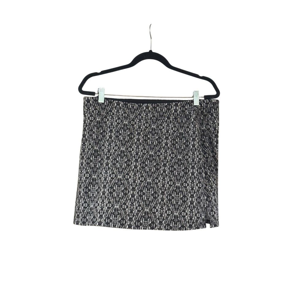 Tranquility Womens Printed Skort Sz Large Black Gray Pull On